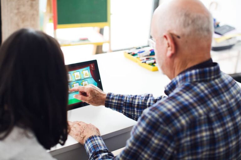 Software for cognitive rehabilitation during a session with a patient